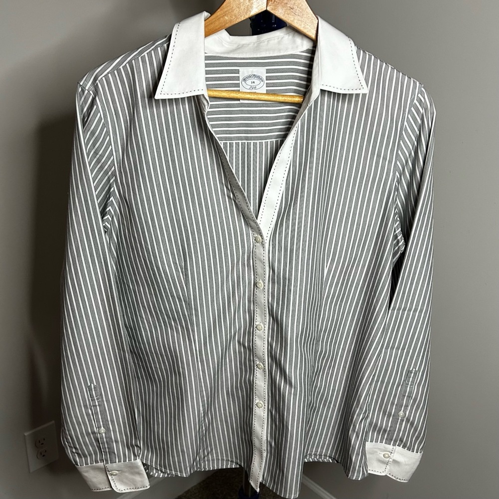 Brooks Brothers 346 Gray Pinstripe Shirt Sz 14 – Contrast Collar